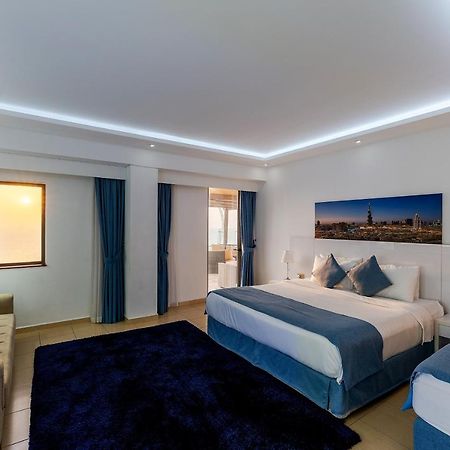 Jbr Penthouse With Terrace Pool Apartment Dubai Exterior photo